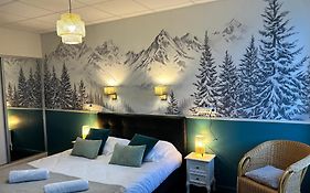 Logis Hotel De Paris
